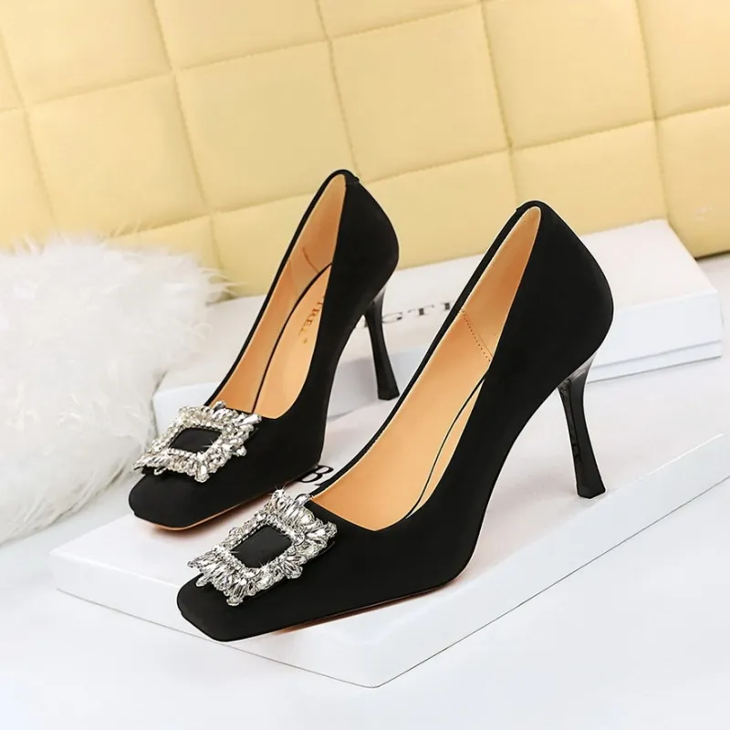 BE83021_0.webp Rhinestone buckle shoes high-heeled high-heeled shoes for women - Image 1