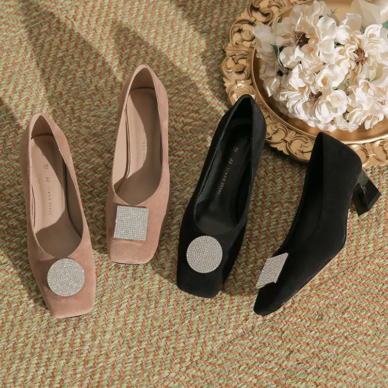 BE88369_0.webp Sheepskin small square head thick shoes for women - Image 1